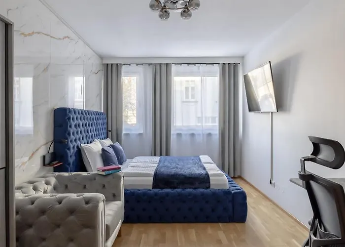 Ea- Design Nähe Hauptplatz * Wiener Neustadt