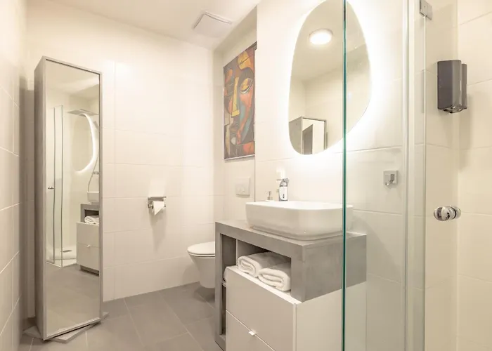 Ea- Design Naehe Hauptplatz